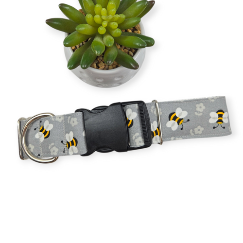 Gray Floral Bumble Bee Dog collar (Large, 1.5" wide)