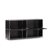 Cubox Sideboard, 2 Ebenen, 2 Klappen in Schwarz, Schrägansicht mit geöffneter Klappe freigestellt auf weissem Hintergrund
