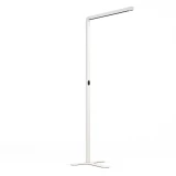 Büro-Stehlampe Lumino Pro in Weiss, Studioaufnahme Frontalansicht schräg