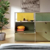 Cubox Sideboard, offenes Fach mit Soft Panel Sonnengelb und Moosgruen, helle Wohnatmosphaere