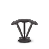 ofinto Move in Aktion - 360° Bewegungsfreiheit des schwenkbaren Sitz-Stehhockers für aktives, gesundes Sitzen und bessere Haltung am Arbeitsplatz