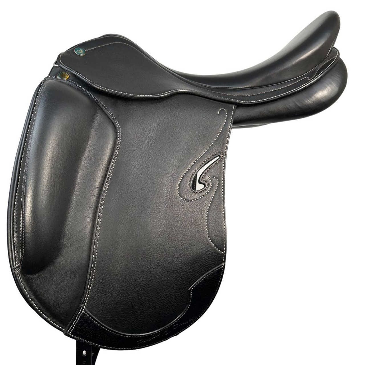 DRESSAGE