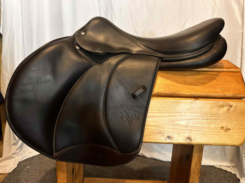 VOLTAIE PALM BEACH JUMP SADDLE 2021 18.5" VOLTAIE PALM BEACH JUMP SADDLE 2021 18.5"