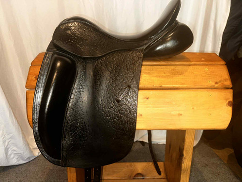 COUNTY FUSION DRESSAGE SADDLE SPRING TREE 17 COUNTY FUSION DRESSAGE SADDLE SPRING TREE 17