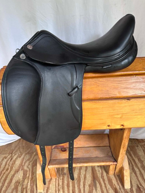 Prestige Inspire Dressage Saddle 16"