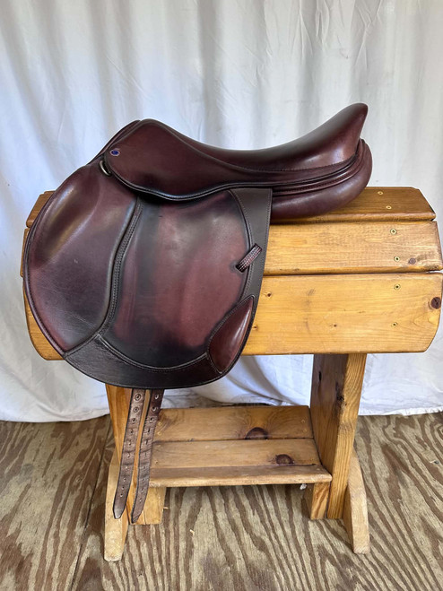 TOTA CROSS COUNTRY SADDLE 17.5
