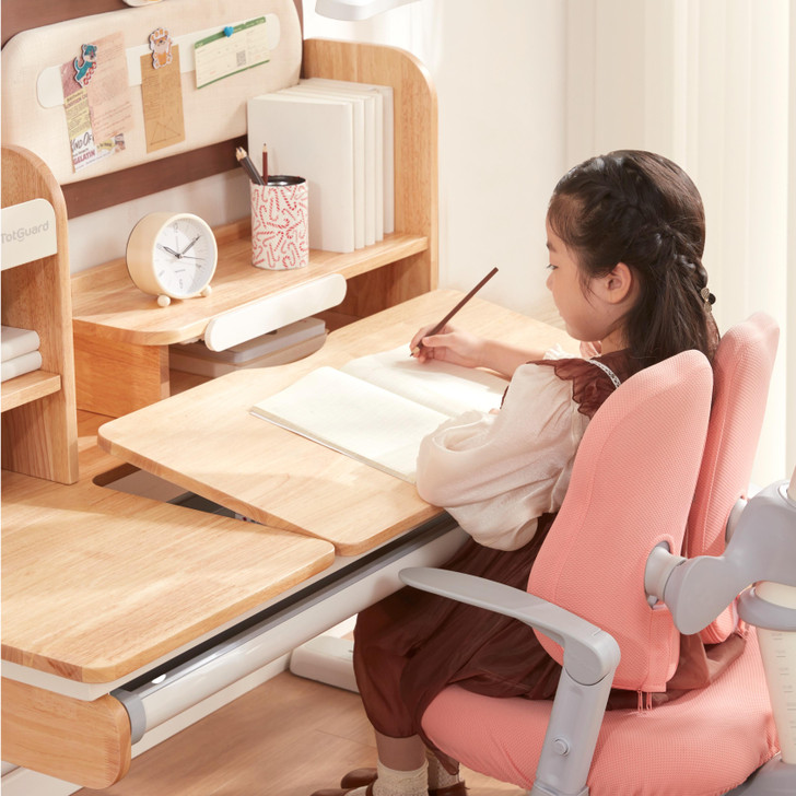 Totsguard Children Ergonomic Study Desk 1200mm