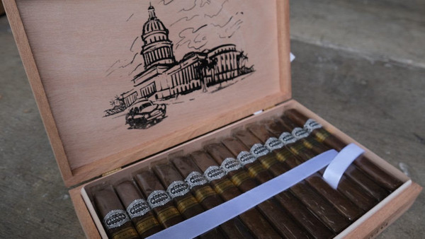 Warped Bits of Havana Seleccion de Capital LE