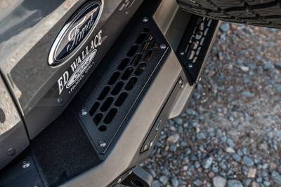 Bronco Extreme Front (winch mount)