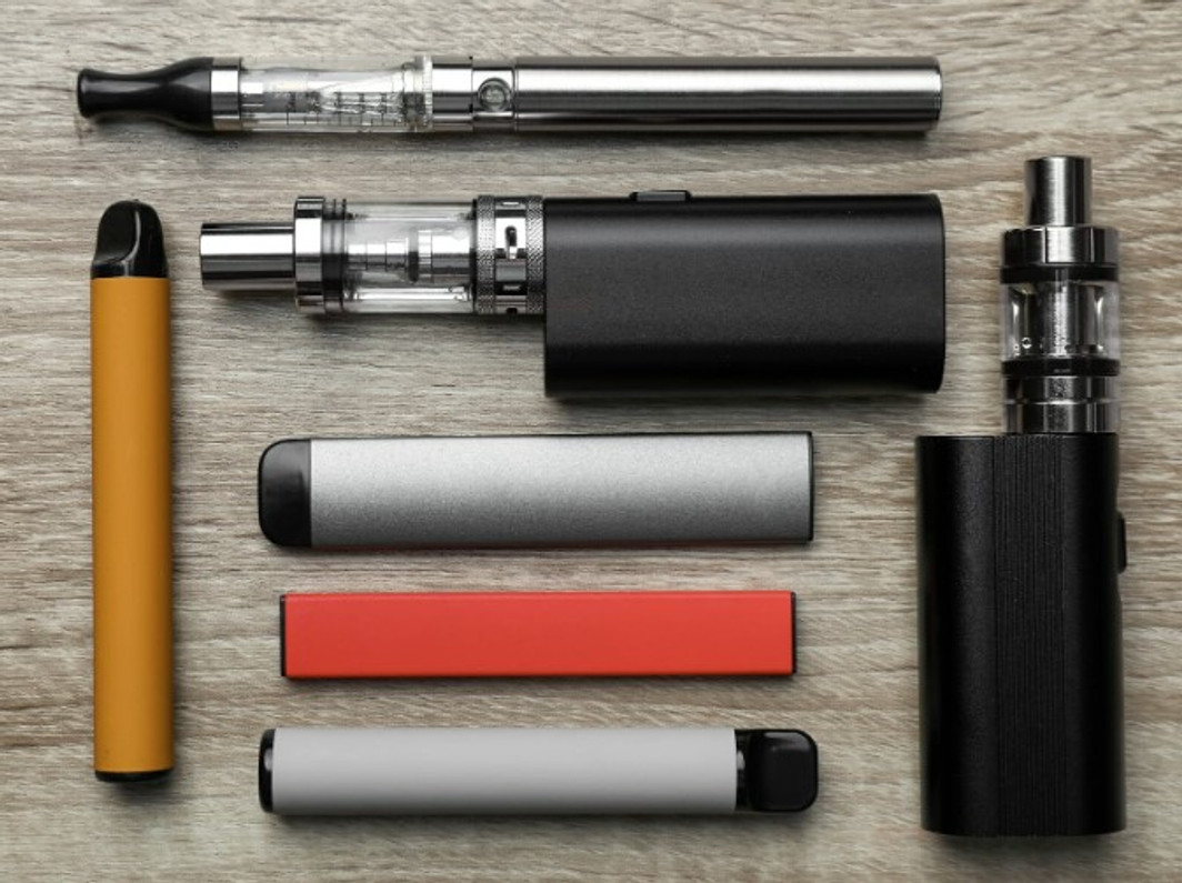​Vaping Unveiled: A Comprehensive Look at Electronic Cigarettes