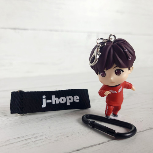 Tiny Tan j-hope