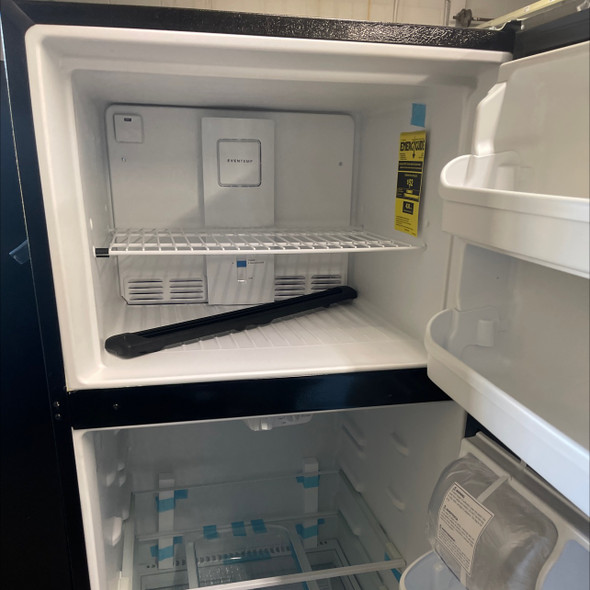 Frigidaire 20.5-cu ft Top Freezer Refrigerator White FRTD2021AW