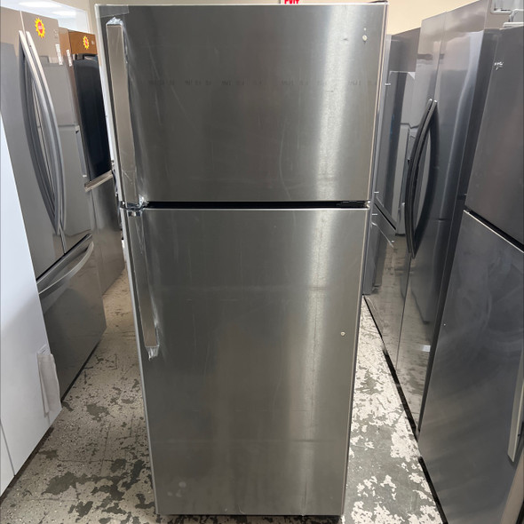 GE 17.5-cu ft Top-Freezer Refrigerator (Stainless Steel) GTS18HYNFRFS
