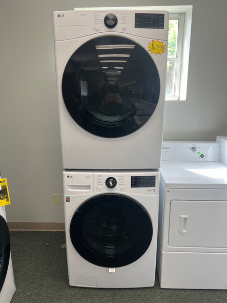 LG 4.5 cu. ft. Front Load Washer with TurboWash 360 and 7.4 cu. ft. ELECTRIC Dryer with TurboSteam and Built-In Intelligence DLEX4080W WM4080HWA