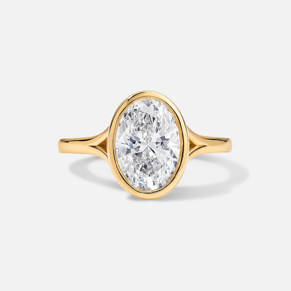 Forever by Razny 18k Yellow Gold Modern Bezel Semi-Mount for Oval Diamond