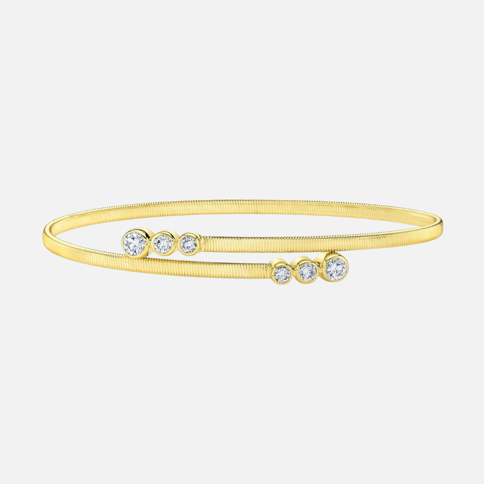 Shy Creation Diamond Bezel Bangle in yellow ggold
