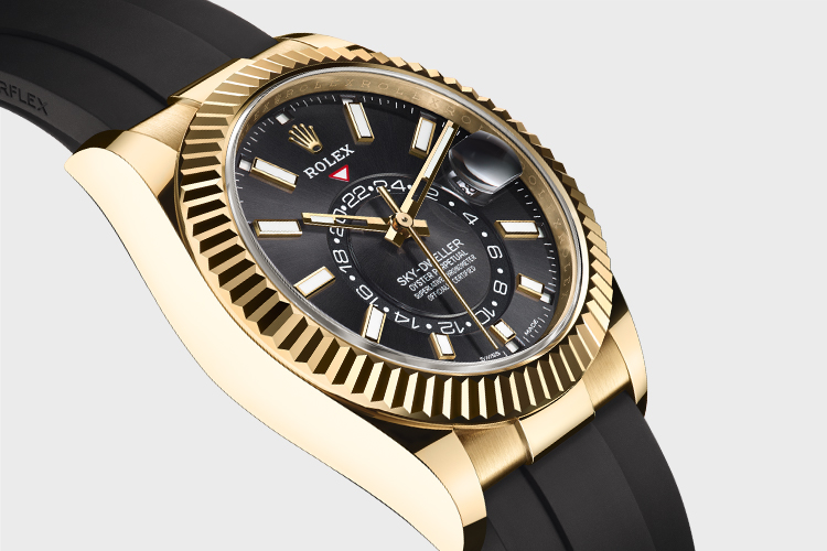 Rolex Sky-Dweller in Gold, M336235-0003