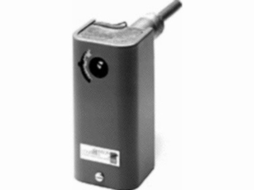 These thermostats are available with fixed or adjustable differential.The various control ranges cover a broad range of temperature applications with a minimum number of models.On request a built-in high or low limit stop is possible and can be adjusted quickly and easily in the field. All models have a universal way of adjustment. For this purpose a knob and sealing cap are enclosed.All are equiped with IP30 enclosure.50/130F DIFF 3.5-14 ADJ 8' CAP, SPDT NEMA 1 3/8 X 5 BULB