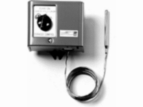 These thermostats are available with fixed or adjustable differential.The various control ranges cover a broad range of temperature applications with a minimum number of models.On request a built-in high or low limit stop is possible and can be adjusted quickly and easily in the field. All models have a universal way of adjustment. For this purpose a knob and sealing cap are enclosed.All are equiped with IP30 enclosure.0/70F, DIFF 12 - 40 ADJ,5' CAP, SPDT, NEMA 1,3/8 X 4 BULB