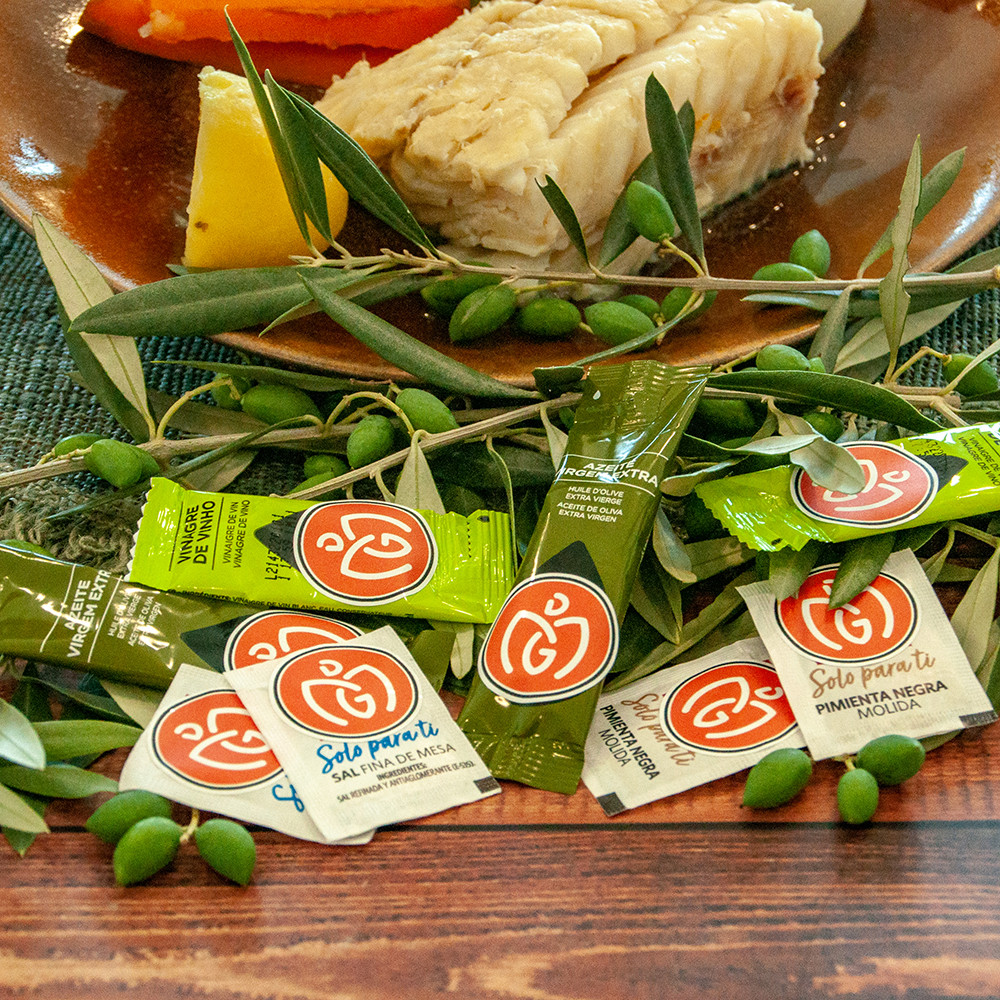 48 Single Serve Extra Virgin Olive Oil, Vinegar, Salt and Pepper Packets