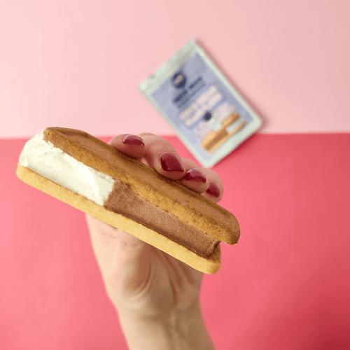 Freeze-Dried Ice Cream Sandwich Bar - Vegan Chocolate-Cream Flavor - 0.9 oz - Astronaut Food, Freeze-Dried Candy