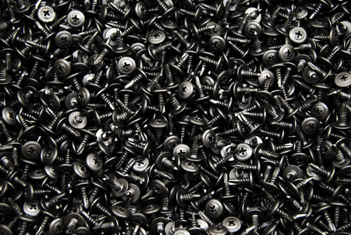 (10,000) Phillips Plain Black Mod Truss Head 8 x 1/2 Self-Drilling Tek Screws