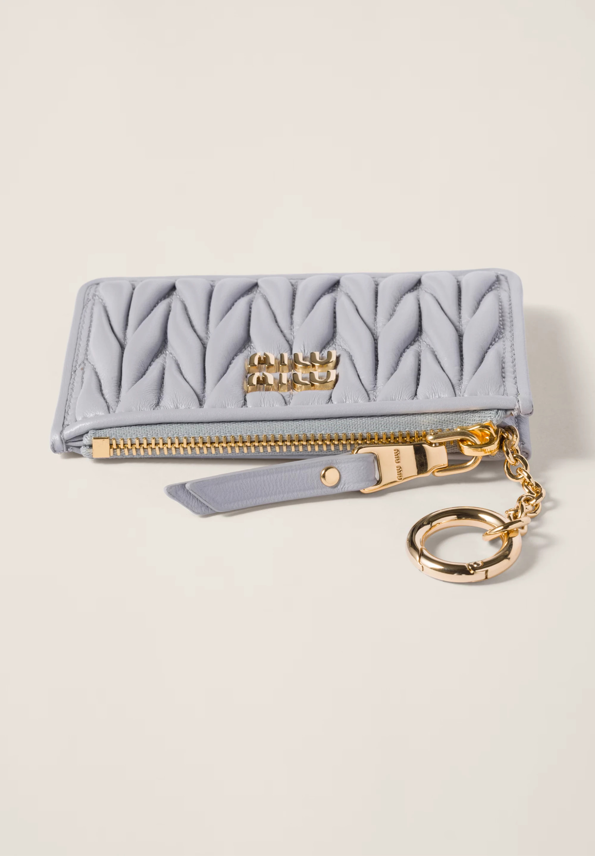 【日本入手困難】Matelasse nappa leather card holder 日本入手困難】Matelasse nappa leather card holder Miu Miu