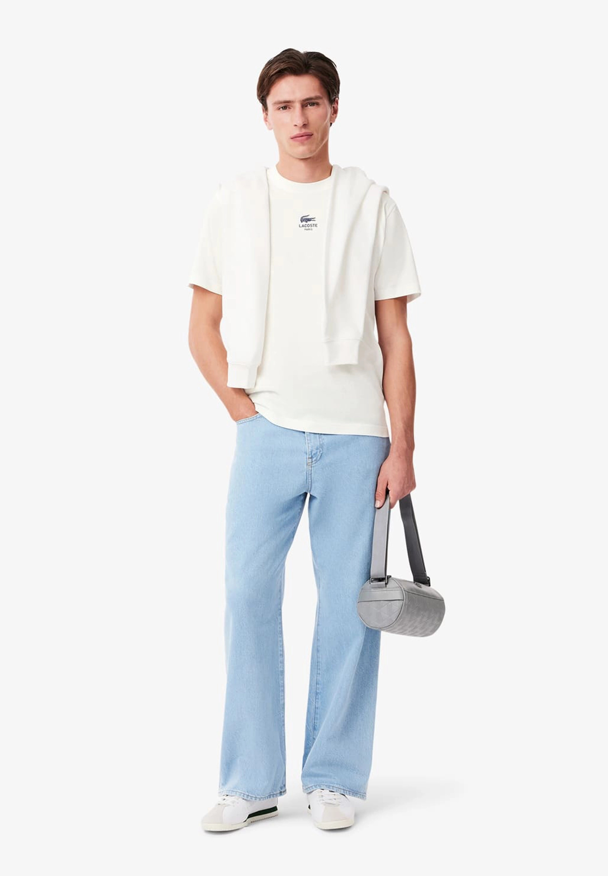 送料関税込みLacoste スモールパリロゴクルーネックTシャツ LACOSTE tシャツ スモールパリロゴクルーネックTシャツ メンズ