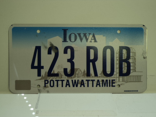 IOWA License Plate 423 ROB