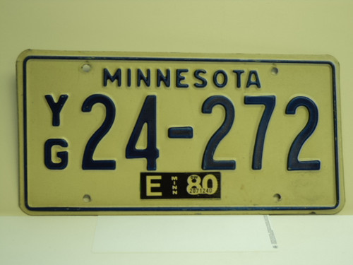 1980 MINNESOTA License Plate YG 24 272