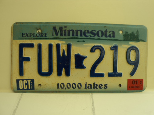 2001 MINNESOTA Explore 10,000 Lakes License Plate FUW 219