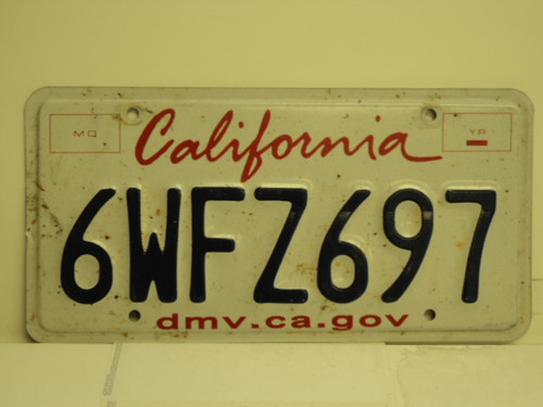 CALIFORNIA Lipstick License Plate 6WFZ697