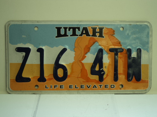 UTAH Life Elevated License Plate Z16 4TW
