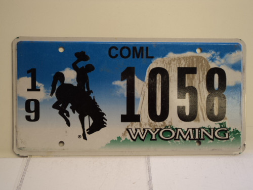 WYOMING Bucking Bronco Devils Tower Commercial License Plate 19 1058