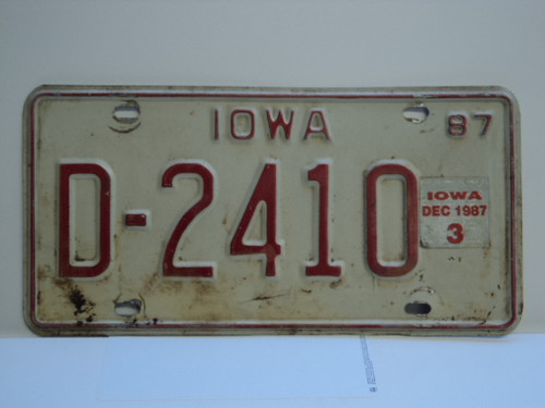 1987 IOWA DEALER License Plate D 2410 December
