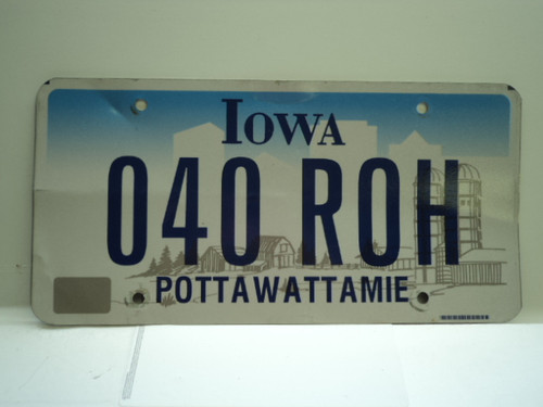 IOWA License Plate 040 ROH