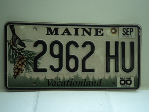 2000 MAINE Vacationland License Plate 2962 HU