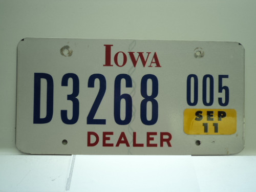2007 IOWA Dealer License Plate  D877 005