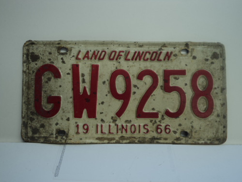 1966 ILLINOIS Land of Lincoln License Plate GW9258