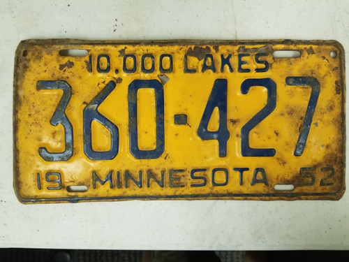 1952 Minnesota 10,000 Lakes License Plate 360-427