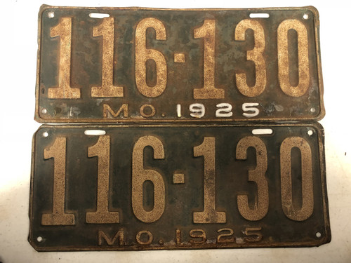 Pair of DMV Clear 1925 MISSOURI Passenger License Plates YOM Clear 116-130 MO