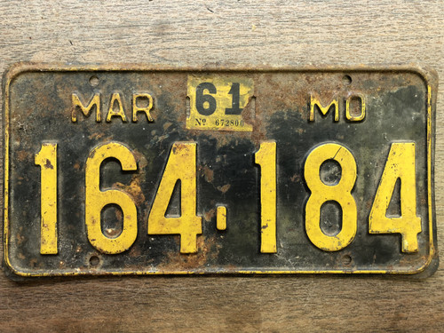 1961 MISSOURI Passenger License Plate Wall Hanger ONLY 164-184 MO