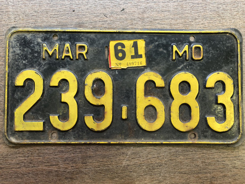 DMV Clear 1961 MISSOURI Passenger License Plate YOM Clear 239-683 MO