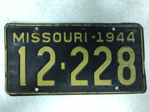 DMV Clear 1944 MISSOURI Passenger Shorty License Plate YOM Clear 12-228 MO
