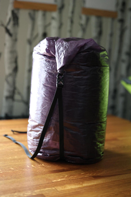 Dyneema Roll Top Compression Sack (Round Bottom)