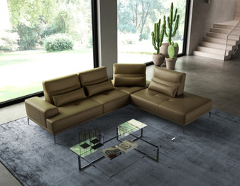 "VGCCSUNSET-RAF-GRN-SECT" VIG Coronelli Collezioni Sunset - Contemporary Italian Kiwi Leather Right Facing Sectional Sofa