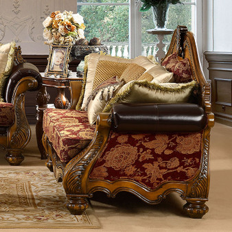 Homey Design HD-L481 Victorian Loveseat