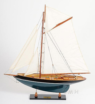 Painted Pen Duick Ship Model "Y070"