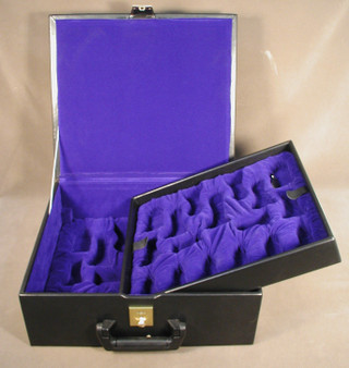 Dlx Black Vinyl Chess Box "BVBxS"