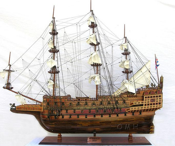 Sovereign Of The Seas Extra Large Limited Edition Ship Model "T170"